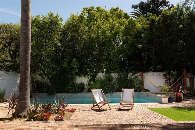 4620 Morse Ave, Sherman Oaks, CA 91423 - view of swimming pool with a fenced backyard and a patio area