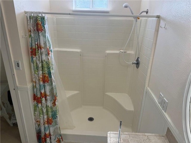 28635 Middlebury Way, Menifee, CA 92586 - full bathroom with tiled shower and a textured wall