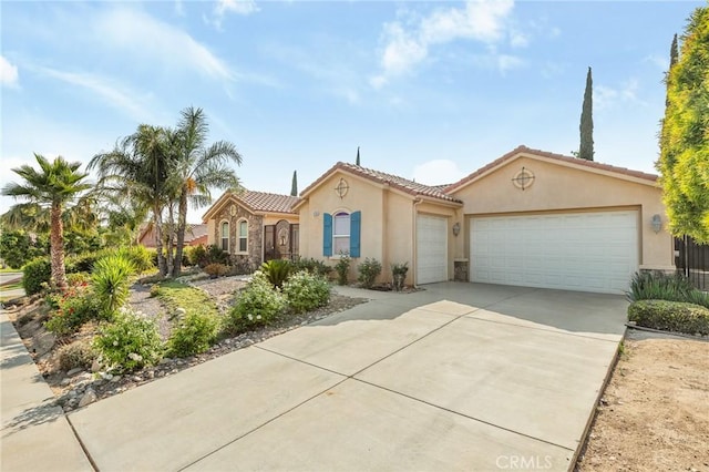 6758 N Shannon Ln, San Bernardino, CA 92407 - photo 2