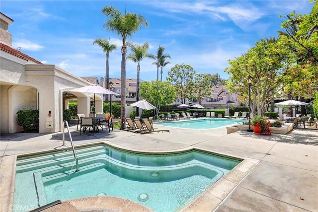 25072 Leucadia St Unit E, Laguna Niguel, CA 92677 - community pool featuring a patio and a residential view