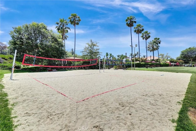 25072 Leucadia St Unit E, Laguna Niguel, CA 92677 - view of community with volleyball court