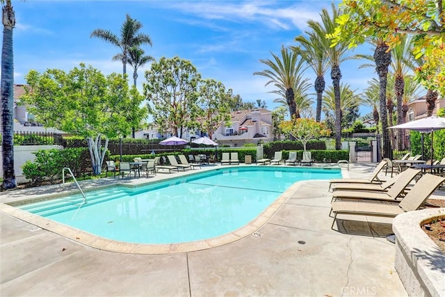 25072 Leucadia St Unit E, Laguna Niguel, CA 92677 - community pool with a patio area
