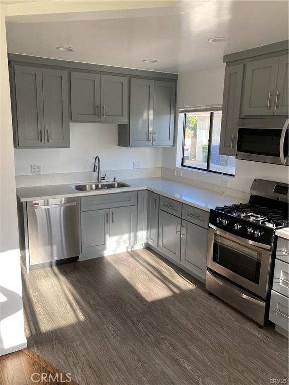 8312 Barnsley Ave, Los Angeles, CA 90045 - photo 4