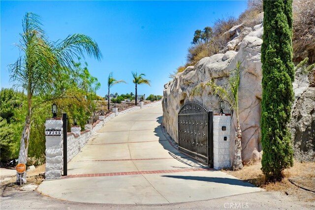 17295 Ridge Canyon Dr, Riverside, CA 92506 - photo 3