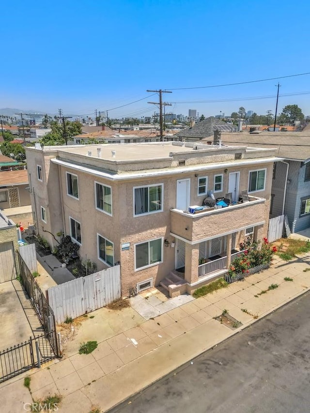 3315 W 17th St, Los Angeles, CA 90019 - view of property