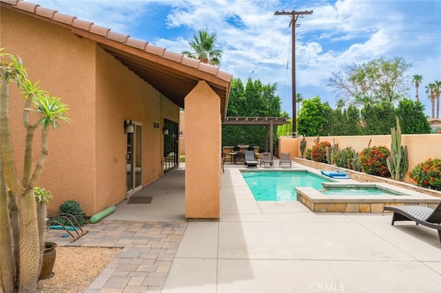 79140 Fred Waring Dr, Bermuda Dunes, CA 92203 - view of pool with a patio area and an in-ground hot tub