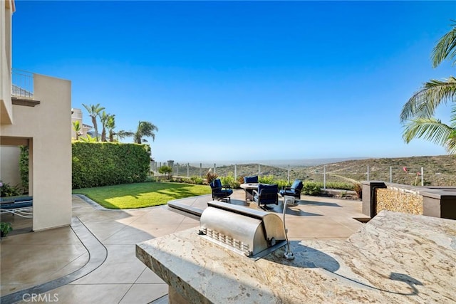 8 Pavona, Newport Coast, CA 92657 - view of patio / terrace featuring exterior kitchen