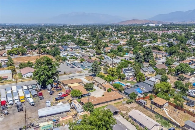 7235 Perris Hill Rd, San Bernardino, CA 92404 - photo 13