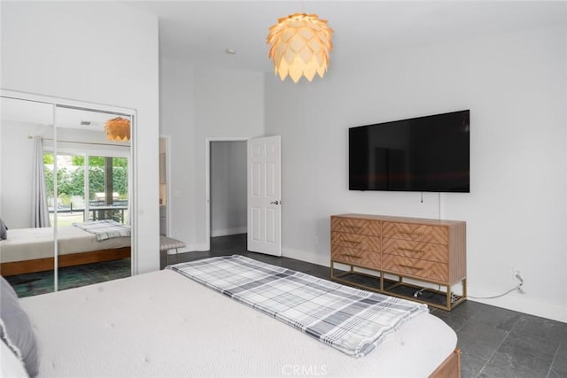 47645 Calle Diamante, Indio, CA 92201 - bedroom featuring baseboards and a towering ceiling