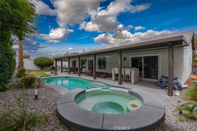 47645 Calle Diamante, Indio, CA 92201 - view of swimming pool featuring a patio, a pool with connected hot tub, and ceiling fan