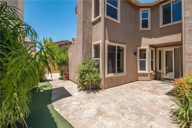 27531 Sunny Creek Dr, Valencia, CA 91354 - photo 21