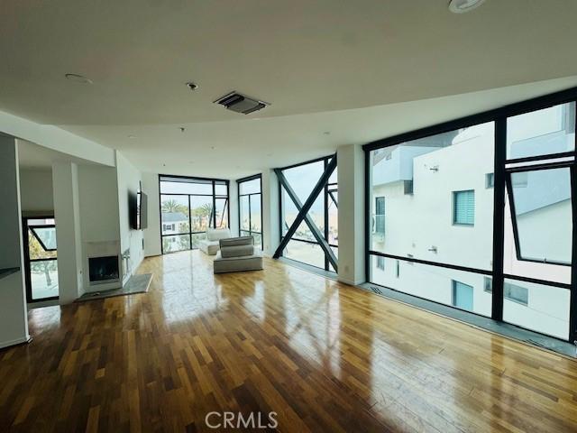 270 Palisades Beach Rd Unit 301, Santa Monica, CA 90402 - photo 3