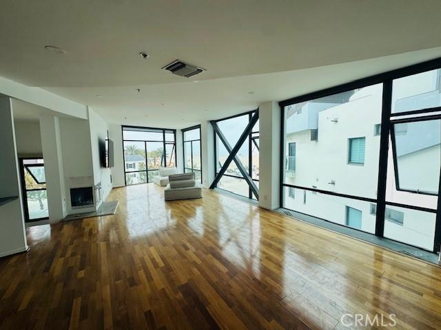 270 Palisades Beach Rd Unit 301, Santa Monica, CA 90402 - photo 5