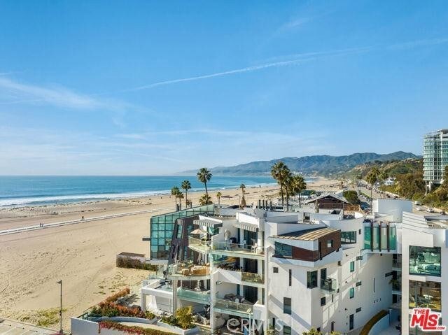 270 Palisades Beach Rd Unit 301, Santa Monica, CA 90402 - photo 14