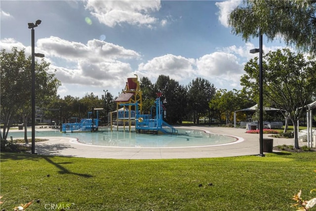 66 Glenalmond Ln, Ladera Ranch, CA 92694 - community jungle gym featuring a lawn