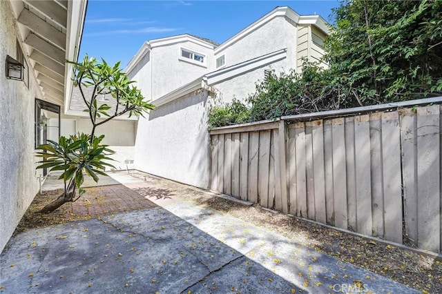 17 Gladstone, Irvine, CA 92606 - view of patio / terrace