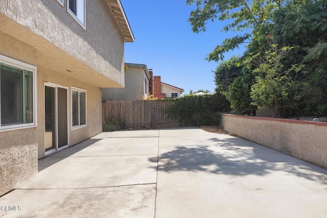2325 Parkway Dr, Camarillo, CA 93010 - view of patio