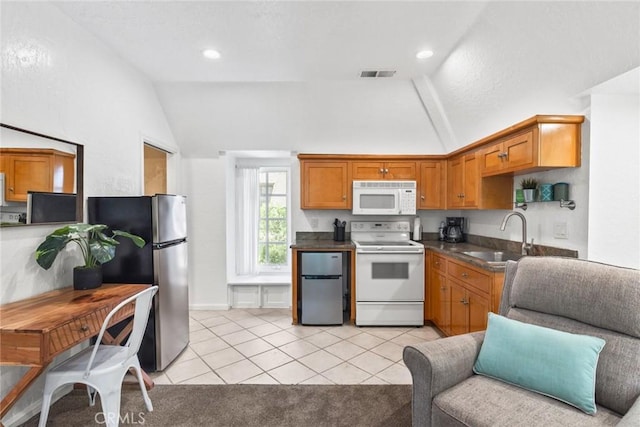 1174 E 7th St, Chico, CA 95928 - photo 25