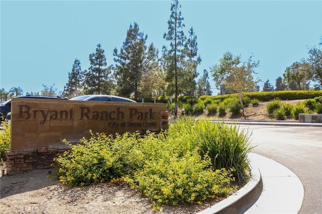 5527 Patricia Way, Yorba Linda, CA 92887 - view of community sign