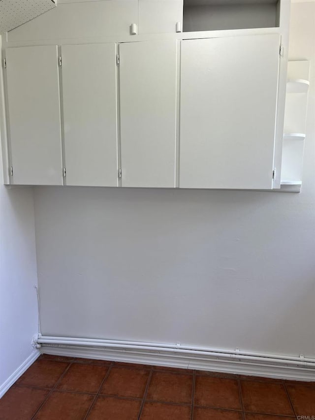 1404 Lombard St, Vista, CA 92084 - detailed view of baseboards