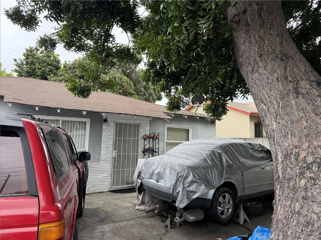 816 E Sepulveda Blvd, Carson, CA 90745 - view of garage