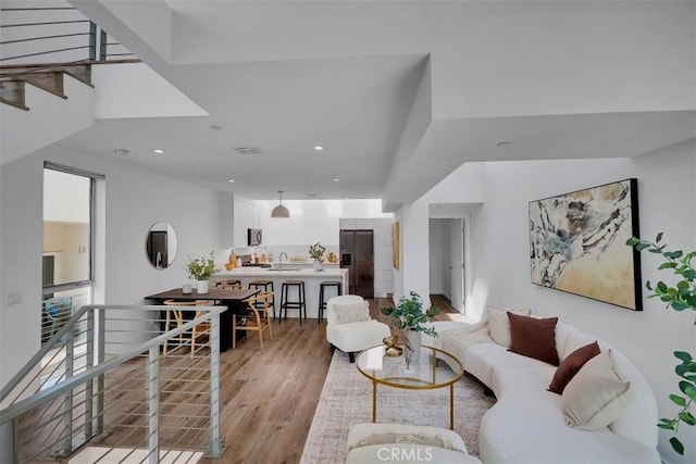 6919 Knowlton Pl, Los Angeles, CA 90045 - photo 3