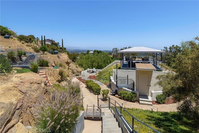 22870 Trigger St, Chatsworth, CA 91311 - view of yard