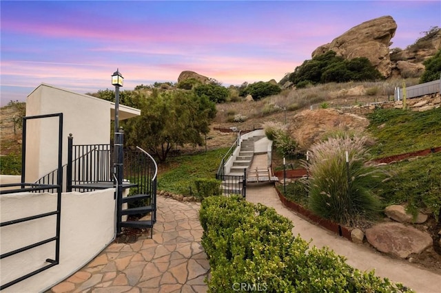 22870 Trigger St, Chatsworth, CA 91311 - view of yard at dusk