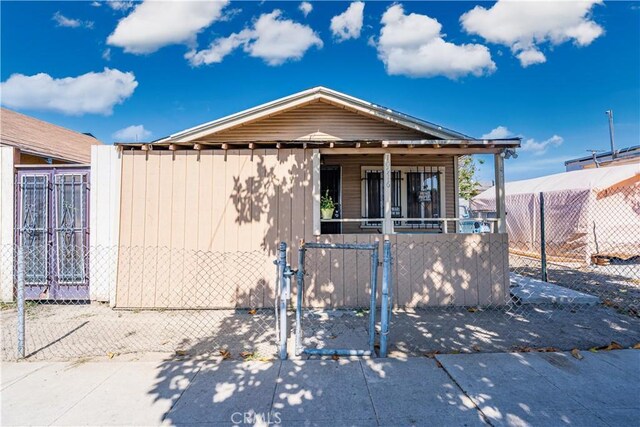 903 E 109th Pl, Los Angeles, CA 90059 - photo 22