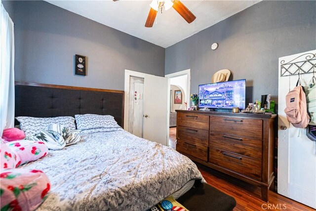 903 E 109th Pl, Los Angeles, CA 90059 - photo 14