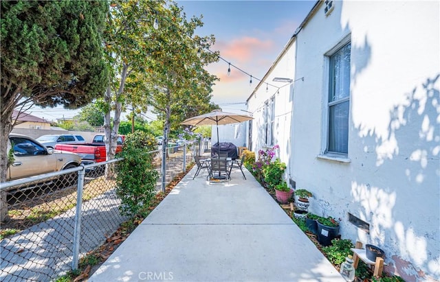 903 E 109th Pl, Los Angeles, CA 90059 - photo 3