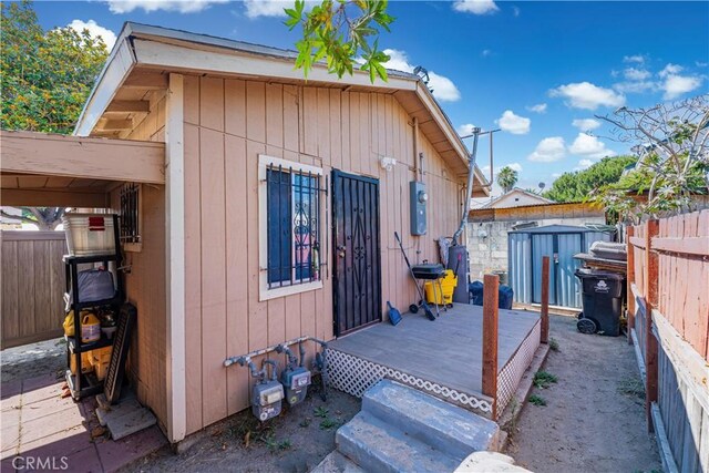 903 E 109th Pl, Los Angeles, CA 90059 - photo 29