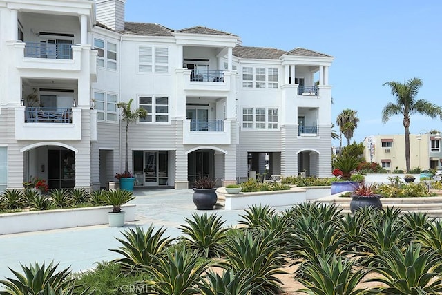 2600 Newport Blvd Unit 219, Newport Beach, CA 92663 - view of apartment building / complex