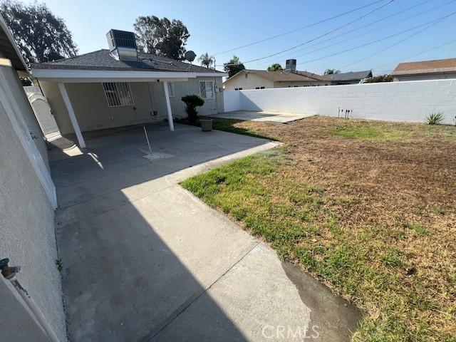 1086 Myrtle Dr, San Bernardino, CA 92410 - photo 14