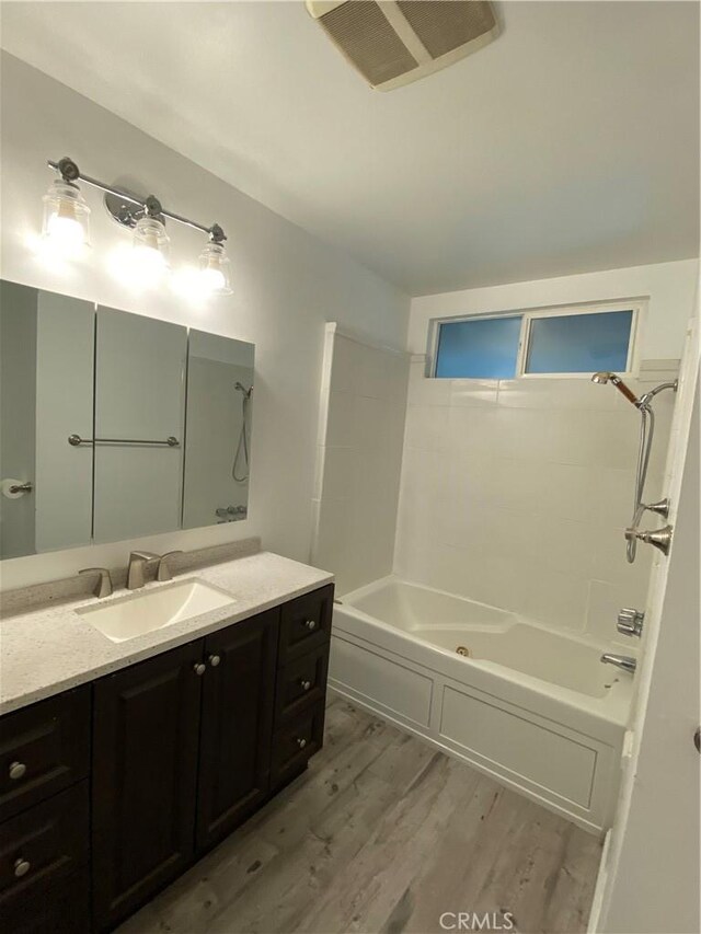 8961 Etiwanda Ave, Northridge, CA 91325 - photo 9