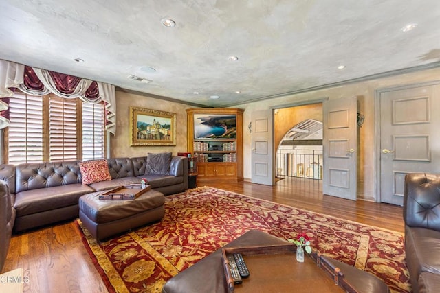 1205 Linda Vista Ave, Pasadena, CA 91103 - living area featuring wood finished floors, ornamental molding, and recessed lighting