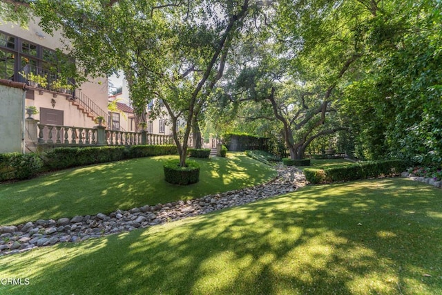 1205 Linda Vista Ave, Pasadena, CA 91103 - view of yard
