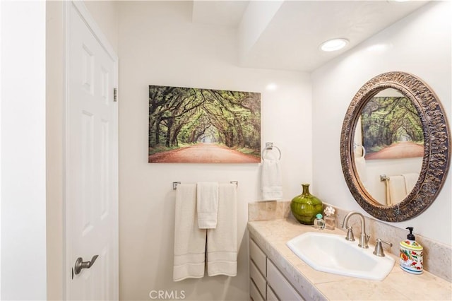 3191 Woodstock Rd, Rossmoor, CA 90720 - bathroom with vanity