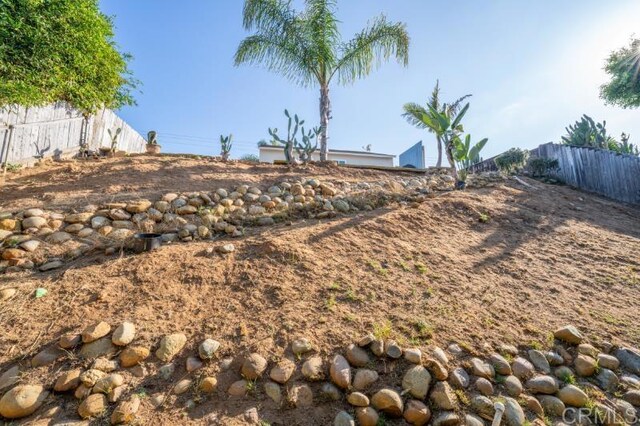 4454 Ute Dr, San Diego, CA 92117 - view of yard