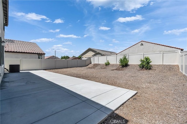 29812 Juniper Ct, Menifee, CA 92584 - fenced backyard with a patio