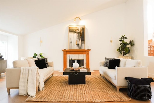 23242 Burbank Blvd, Woodland Hills, CA 91367 - photo 2