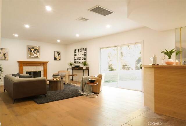 23242 Burbank Blvd, Woodland Hills, CA 91367 - photo 10
