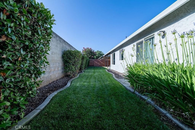 1085 Admiral Ln, Chico, CA 95973 - view of fenced backyard