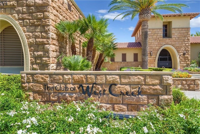 28606 Jardineras Dr, Valencia, CA 91354 - view of community sign