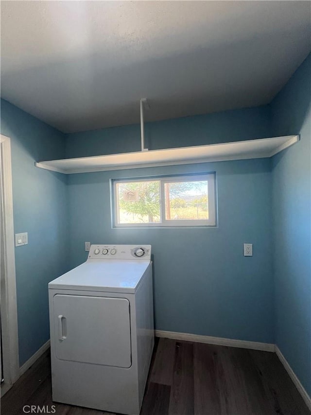 54279 Bautista Canyond Rd, Anza, CA 92539 - laundry area featuring washer / clothes dryer and dark wood-type flooring