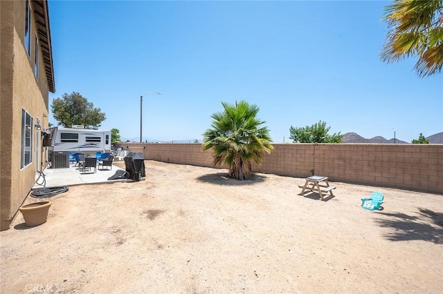 3094 Crooked Branch Way, San Jacinto, CA 92582 - fenced backyard featuring a patio