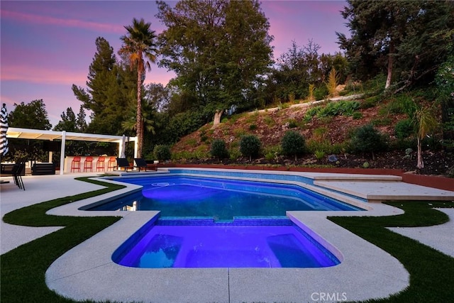19258 Berclair Ln, Tarzana, CA 91356 - view of swimming pool featuring a patio and a pool with connected hot tub
