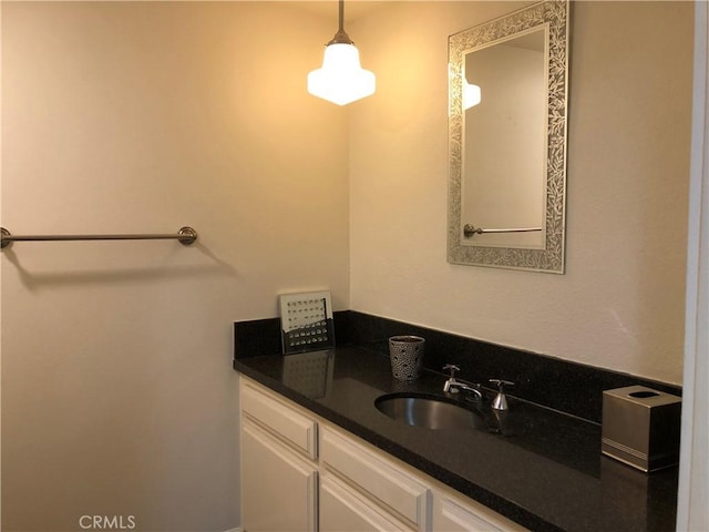 2545 Via Campesina Unit 102, Palos Verdes Estates, CA 90274 - bathroom featuring vanity