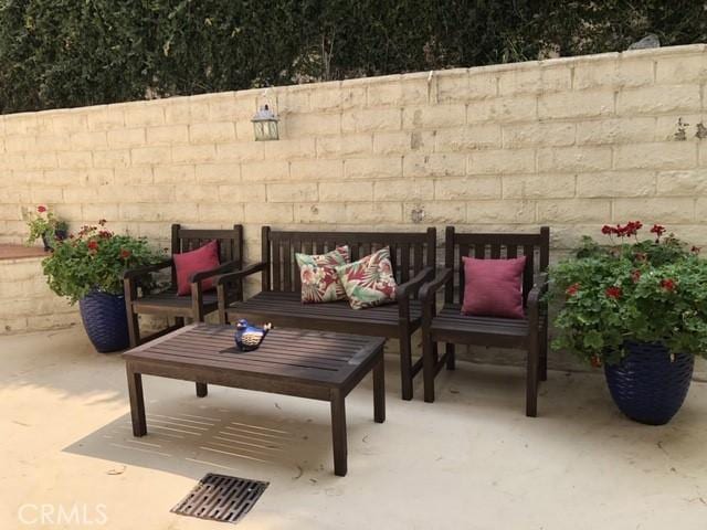 2545 Via Campesina Unit 102, Palos Verdes Estates, CA 90274 - view of patio / terrace
