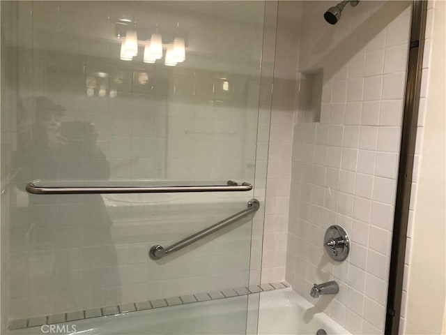 2545 Via Campesina Unit 102, Palos Verdes Estates, CA 90274 - full bath featuring bath / shower combo with glass door